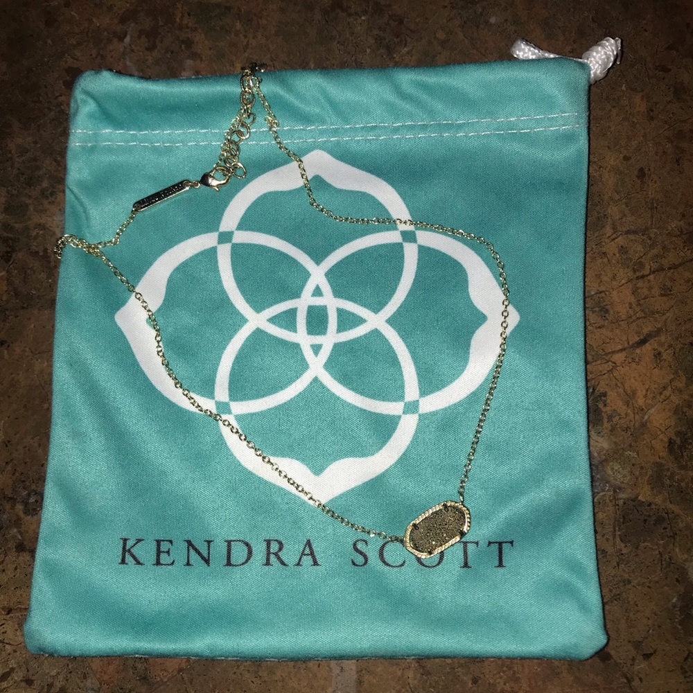 Kendra Scott Necklace